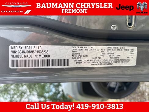 Used 2023 Jeep Compass Latitude w/ Sun and Sound Group AWD/4WD image 29