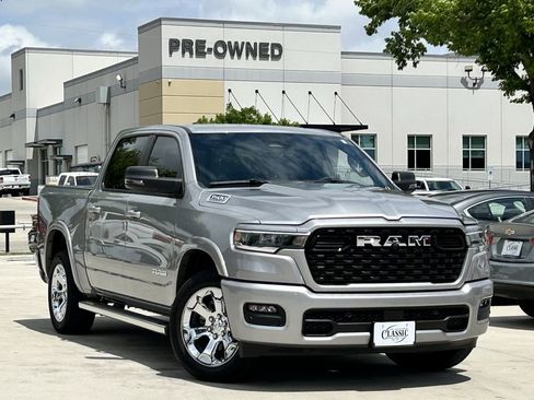 Used 2025 RAM 1500 Lone Star image 2