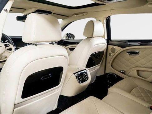 Used 2016 Bentley Mulsanne Speed image 35