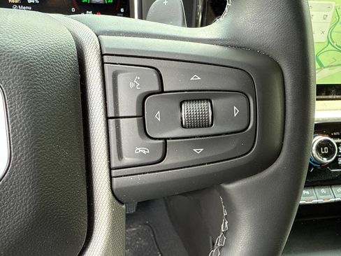Used 2025 GMC Sierra 1500 Denali w/ Denali Reserve Package AWD/4WD image 14