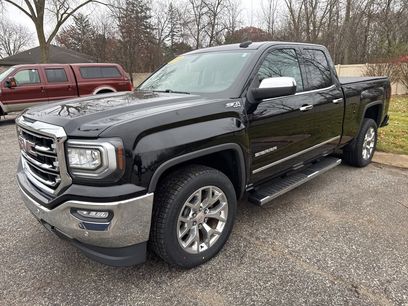 Used 2018 GMC Sierra 1500 SLT w/ SLT Premium Package