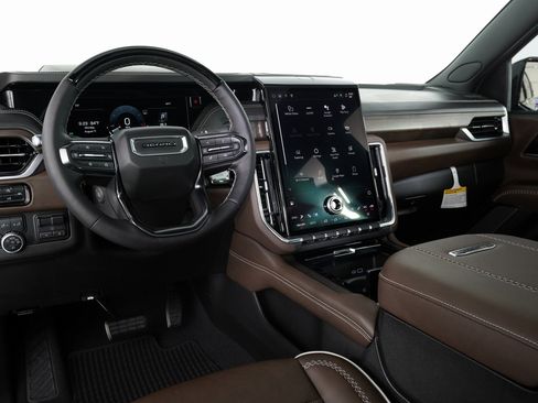 Used 2025 GMC Yukon Denali Ultimate image 23