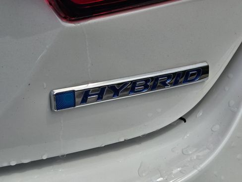 Certified 2021 Honda Accord Hybrid image 16