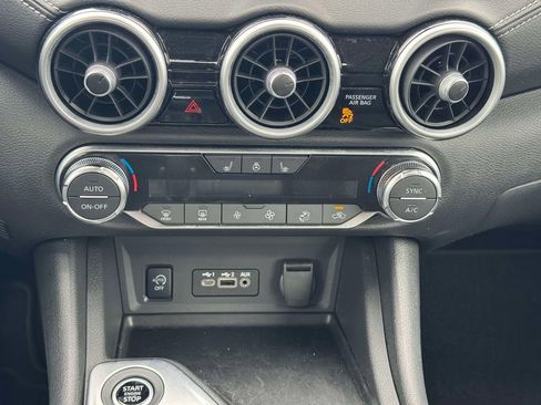Used 2025 Nissan Sentra SV w/ All-Weather Package FWD image 27
