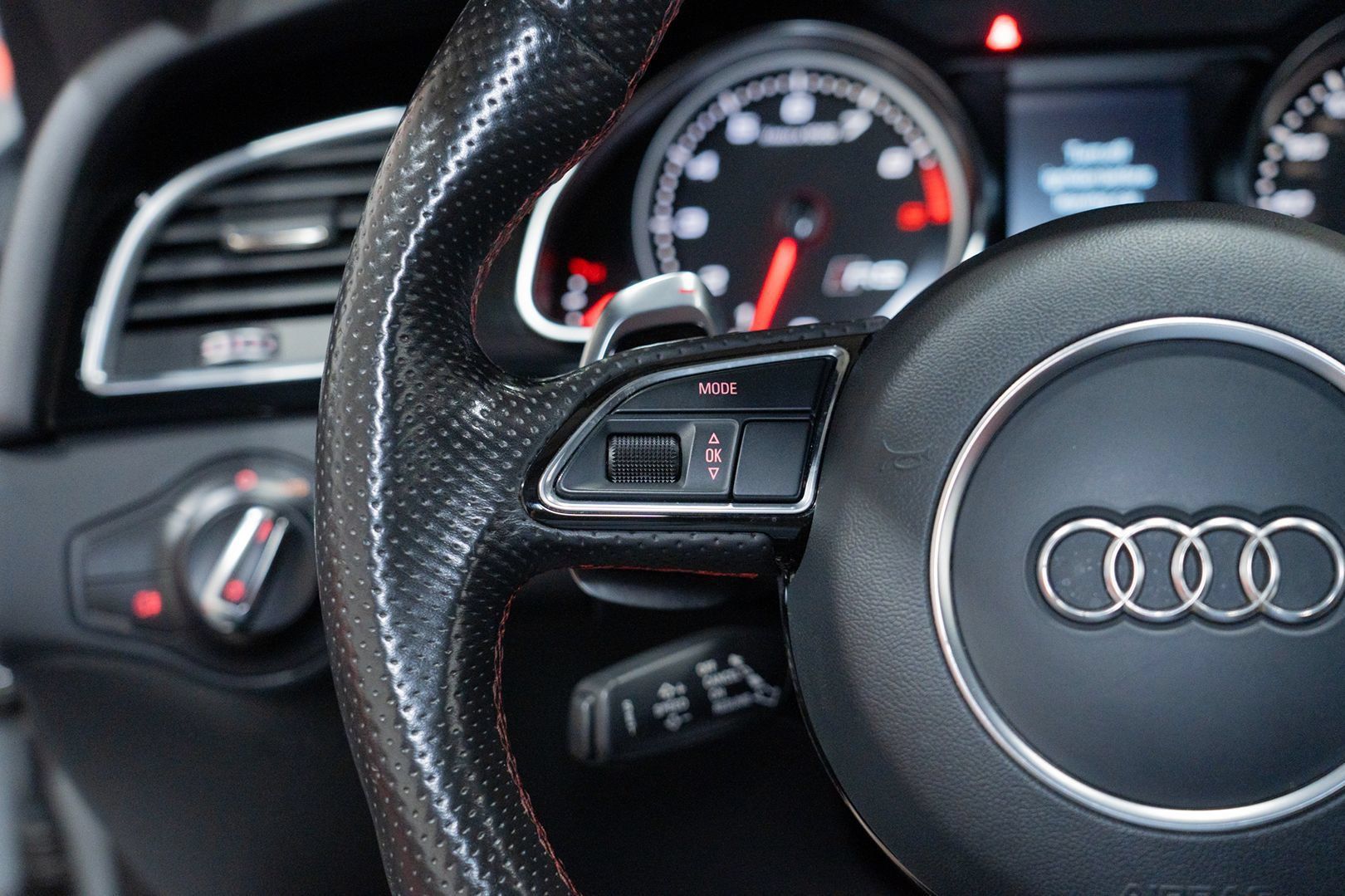 Used 2015 Audi RS 5 Coupe AWD/4WD image 39