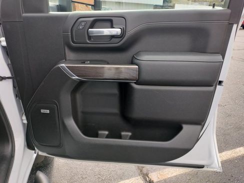 Used 2023 Chevrolet Silverado 2500 LTZ w/ LTZ Plus Package image 23