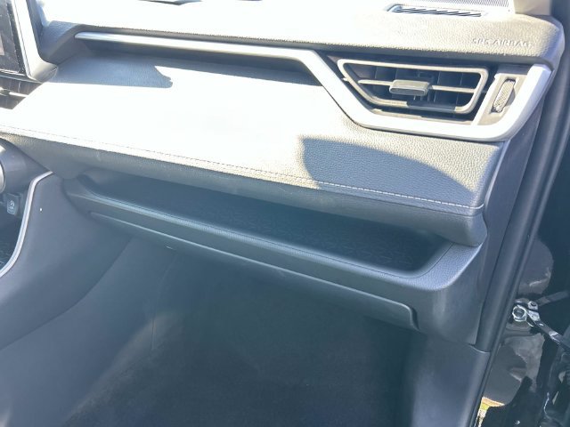 Used 2025 Toyota RAV4 XLE FWD image 21