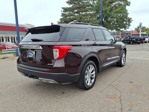 Certified 2023 Ford Explorer XLT w/ Equipment Group 202A AWD/4WD image 6