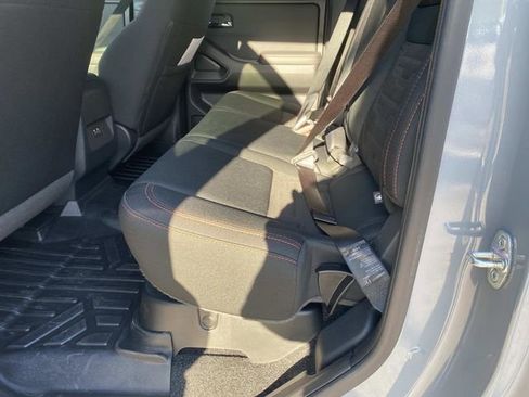 Used 2023 Nissan Frontier PRO-4X w/ Technology Package AWD/4WD image 13