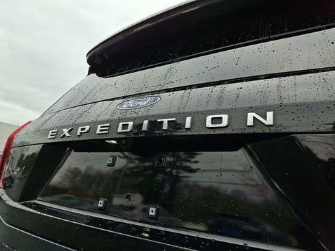 Certified 2025 Ford Expedition Max Active image 32