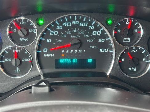 Used 2021 Chevrolet Express 2500 w/ Driver Convenience Package image 13