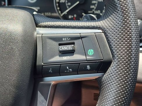 Used 2025 Mitsubishi Outlander SE AWD/4WD image 22
