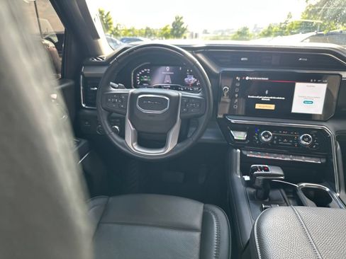 Used 2025 GMC Sierra 1500 Denali AWD/4WD image 28