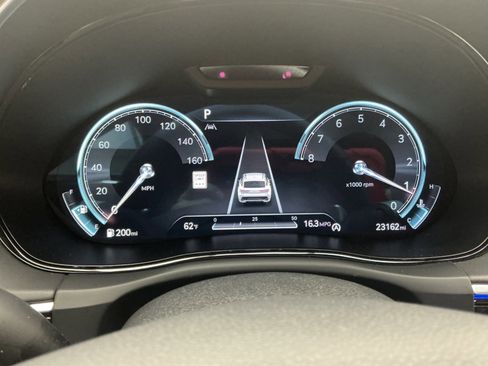 Used 2023 Genesis GV70 2.5T w/ Sport Prestige Package image 11