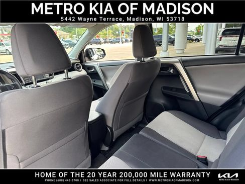 Used 2015 Toyota RAV4 XLE AWD/4WD image 30