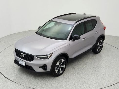 New 2026 Volvo XC40 B5 Plus w/ Protection Package Premier image 13