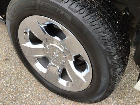 Used 2019 Chevrolet Tahoe Premier image 17