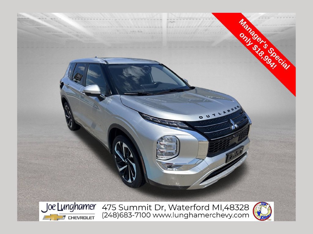 Used 2023 Mitsubishi Outlander SE FWD 360° Tour