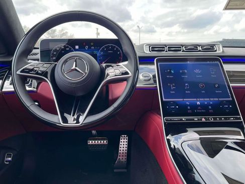 New 2026 Mercedes-Benz S 580 4MATIC Sedan image 2