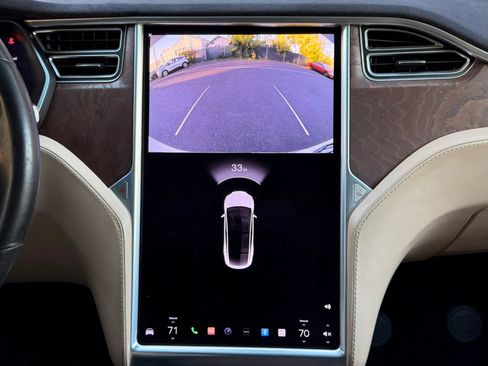 Used 2016 Tesla Model X 90D AWD/4WD image 18