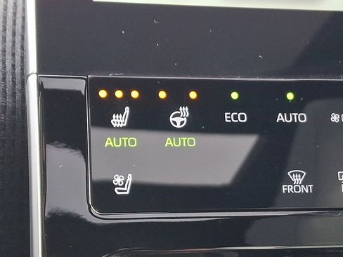 Certified 2025 Subaru Solterra Touring image 25