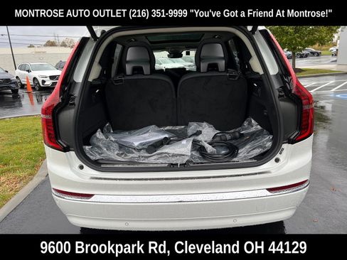New 2026 Volvo XC90 B6 Plus w/ Protection Package Premier AWD/4WD image 35