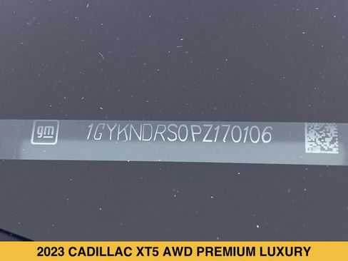 Certified 2023 Cadillac XT5 Premium Luxury w/ Technology Package AWD/4WD image 18