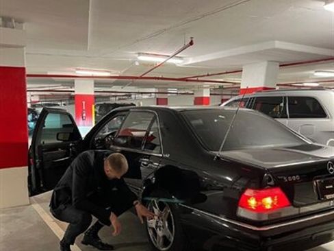 Used 1999 Mercedes-Benz S 600 Sedan image 11