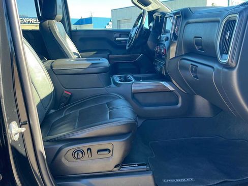 Used 2021 Chevrolet Silverado 1500 High Country AWD/4WD image 11