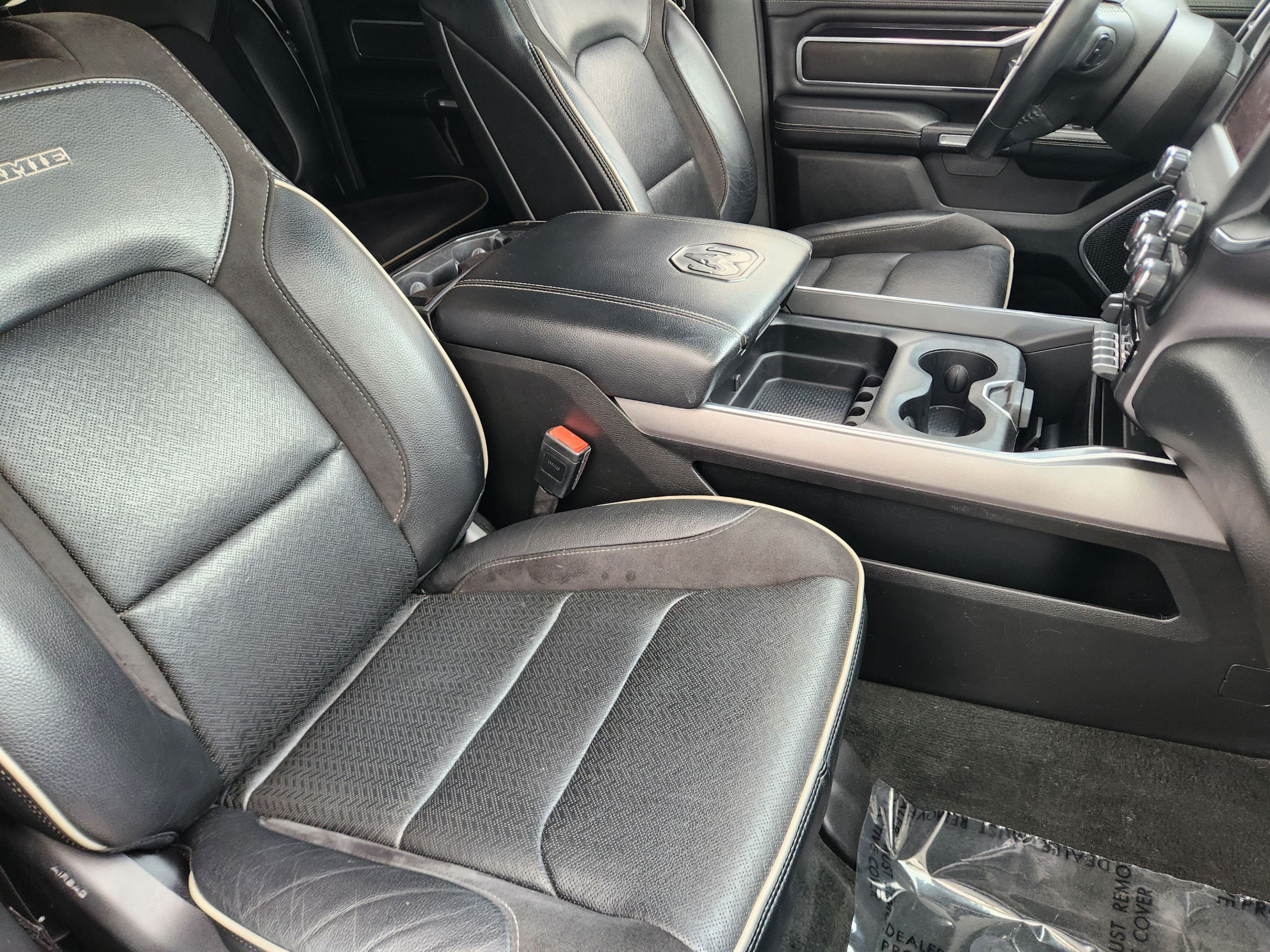 Used 2022 RAM 1500 Laramie w/ Sport Appearance Package RWD image 8