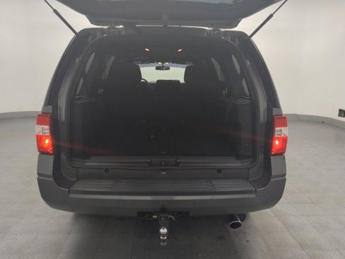 Used 2017 Ford Expedition XLT image 29