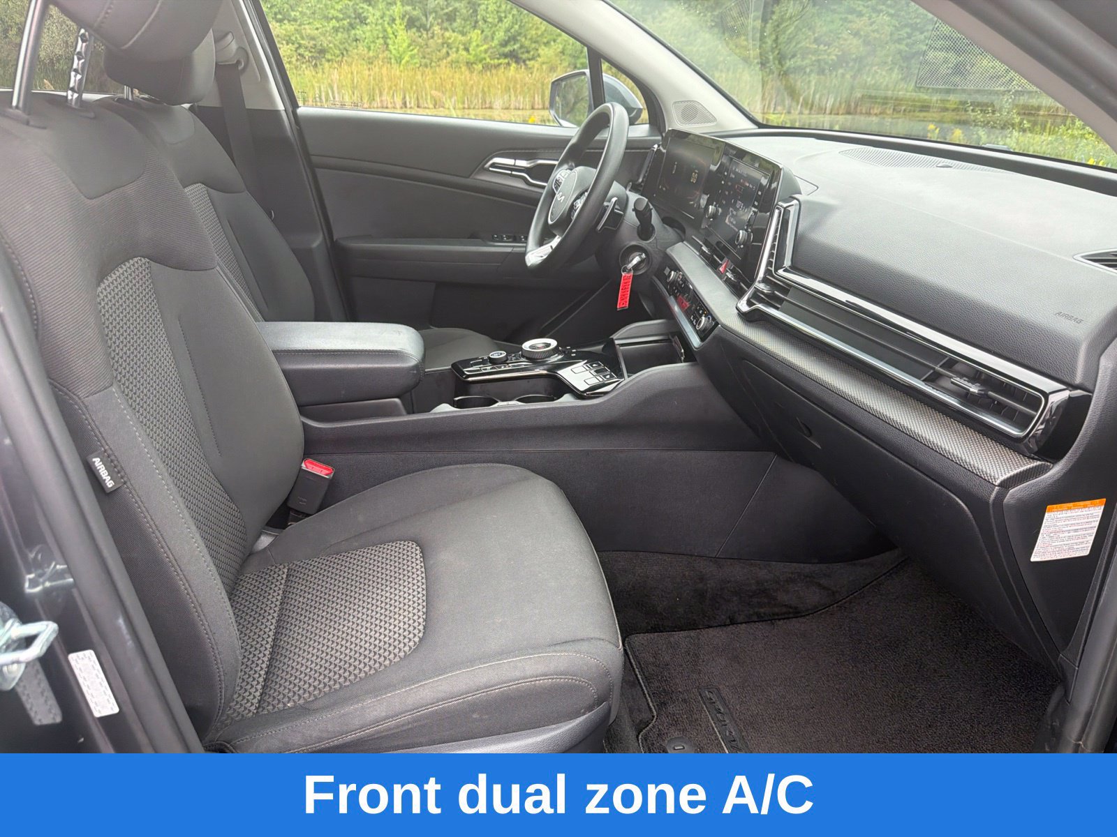 Used 2023 Kia Sportage LX AWD/4WD image 23
