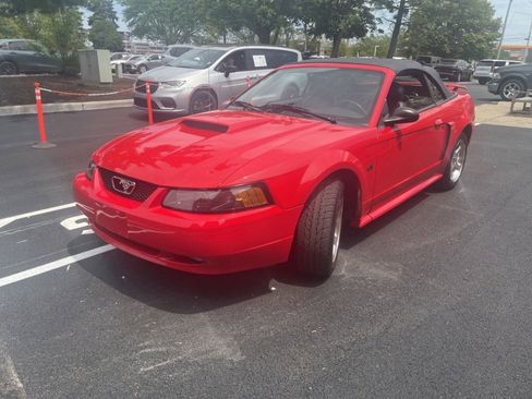 Used 2003 Ford Mustang GT RWD image 5