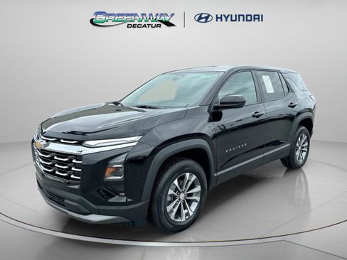 Used 2026 Chevrolet Equinox LT w/ Convenience Package II AWD/4WD image 4