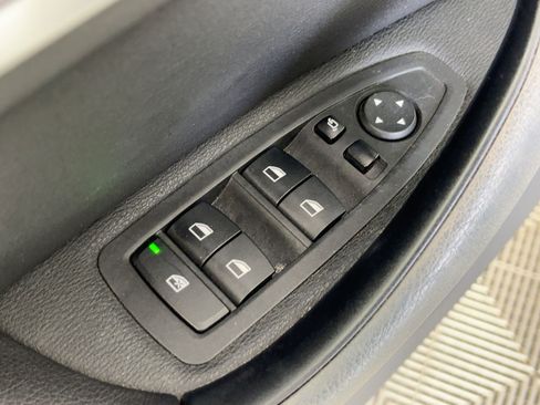 Used 2018 BMW X1 sDrive28i image 11