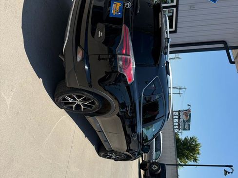 Used 2017 Toyota RAV4 SE w/ Power Extra Value Package AWD/4WD image 6