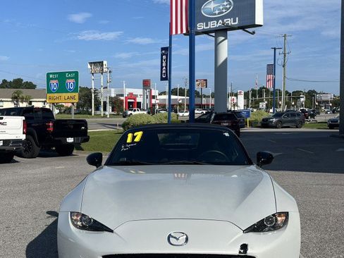 Used 2017 MAZDA MX-5 Miata Sport image 8