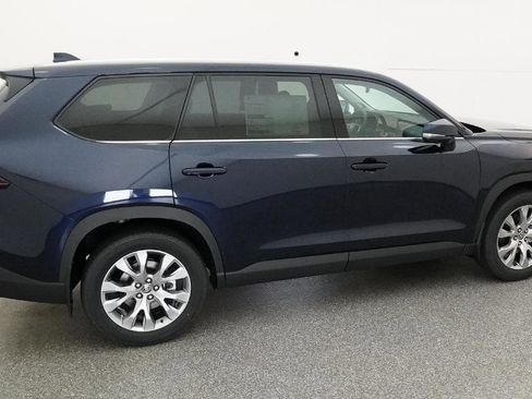 New 2026 Toyota Grand Highlander FWD image 52