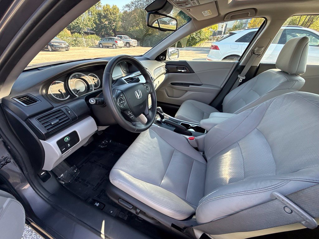 Used 2015 Honda Accord EX-L image 10