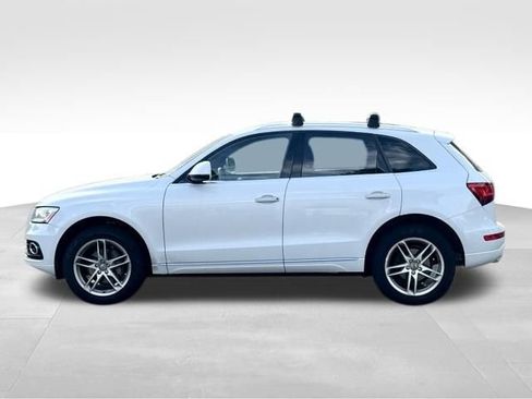 Used 2017 Audi Q5 2.0T Premium Plus w/ Technology Package AWD/4WD image 4