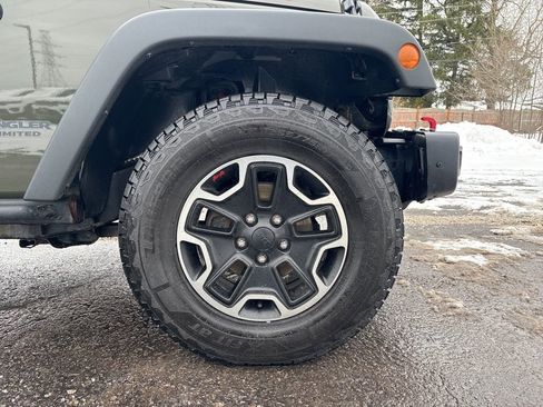 Used 2016 Jeep Wrangler Unlimited Rubicon image 27
