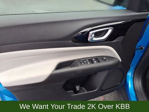 New 2026 Jeep Compass Limited image 8