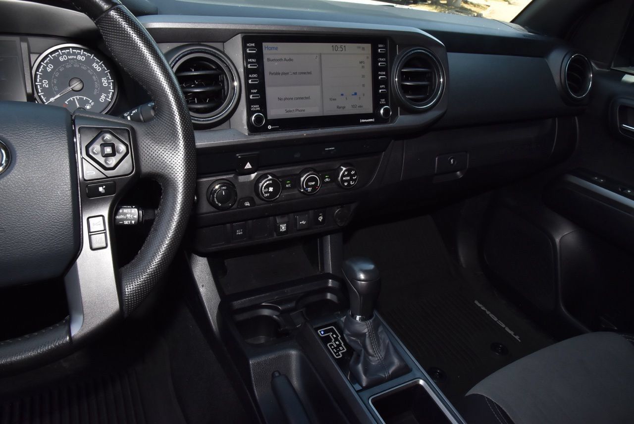 Used 2020 Toyota Tacoma TRD Off-Road AWD/4WD image 25