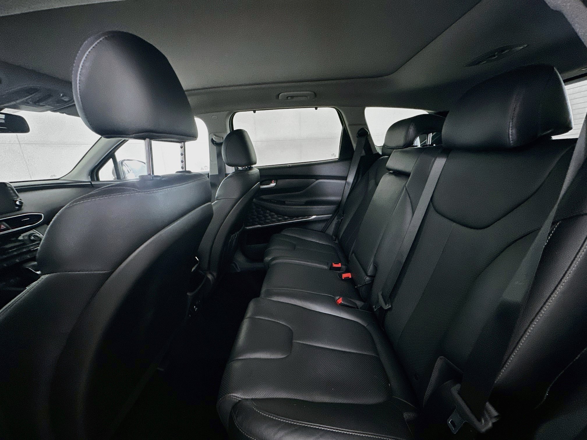 Used 2020 Hyundai Santa Fe Limited FWD image 29