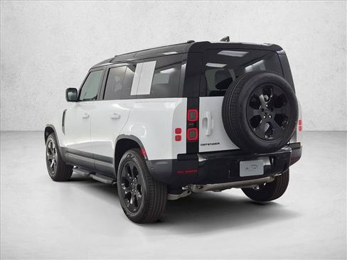 New 2026 Land Rover Defender 110 S AWD/4WD image 9