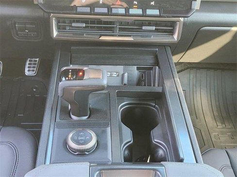 New 2025 GMC Hummer EV 3X w/ LPO, Sport Package image 21