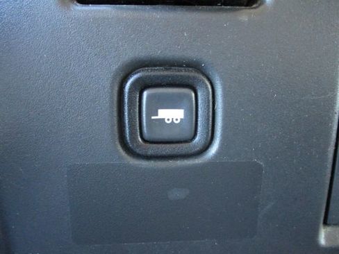 Used 2024 Chevrolet Express 2500 w/ Driver Convenience Package RWD image 18