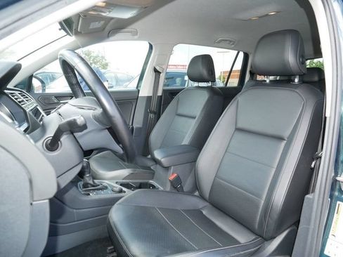 Used 2019 Volkswagen Tiguan SE AWD/4WD image 14
