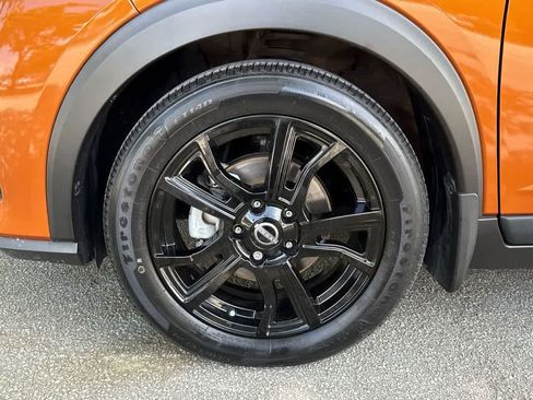 Used 2024 Nissan Kicks SR w/ Interior Electronics Package FWD image 11
