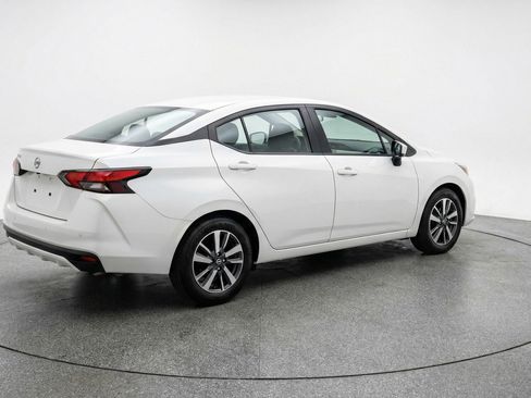 Used 2025 Nissan Versa SV FWD image 9